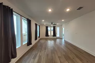 537 Bauer Loop, Liberty Hill, TX 78642 - Photo 3
