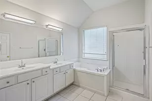 1804 Montana Sky Dr, Austin, TX 78727 - Photo 9