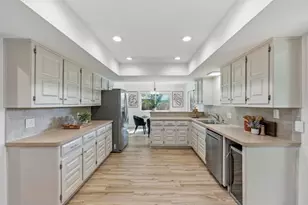 4805 Midoak Cir, Austin, TX 78749 - Photo 9