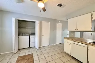 2203 Granberry Dr, Austin, TX 78745 - Photo 9