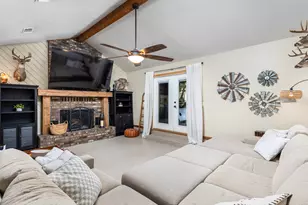 115 Wuensche, Thorndale, TX 76577 - Photo 5