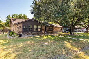 115 Wuensche, Thorndale, TX 76577 - Photo 3
