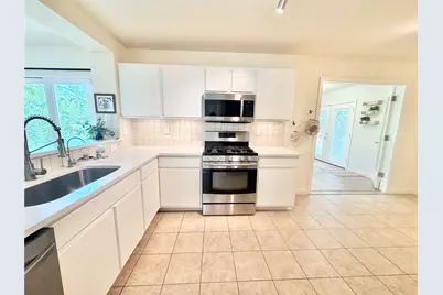 [Address not provided], Leander, TX 78641 - Photo 5