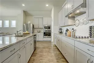111 Finley St, Hutto, TX 78634 - Photo 5