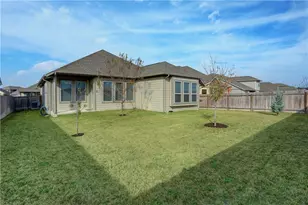 111 Finley St, Hutto, TX 78634 - Photo 15