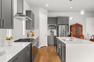 1116 Stobaugh St, Austin, TX 78757 - Photo 9