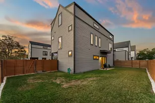 1116 Stobaugh St, Austin, TX 78757 - Photo 33