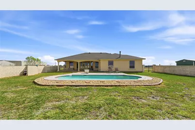 15620 Harry Lind Road, Elgin, TX 78621 - Photo 37