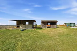 15620 Harry Lind Rd, Elgin, TX 78621 - Photo 5