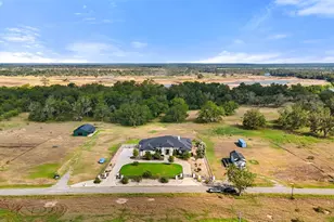 212 Doc Bryson, Bastrop, TX 78602 - Photo 3
