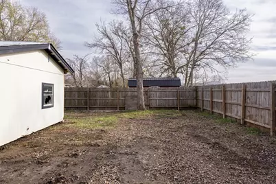 529 Giddings Street, Lexington, TX 78947 - Photo 21