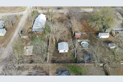 529 Giddings Street, Lexington, TX 78947 - Photo 7