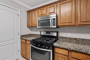 3417 Savage Springs Dr, Austin, TX 78754 - Photo 11