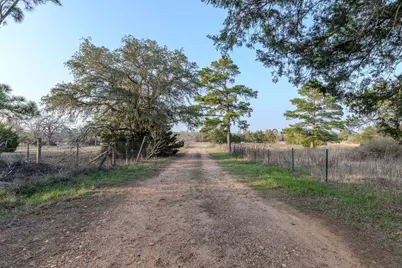 171 Split Rail Lane, Smithville, TX 78957 - Photo 13