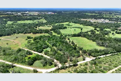 544 Coastal Lane, Luling, TX 78648 - Photo 15