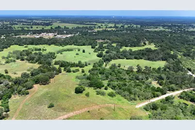 544 Coastal Lane, Luling, TX 78648 - Photo 17