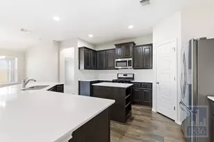 7800 Vista Mejor Dr, Austin, TX 78744 - Photo 5