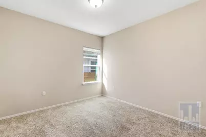 7800 Vista Mejor Drive, Austin, TX 78744 - Photo 9