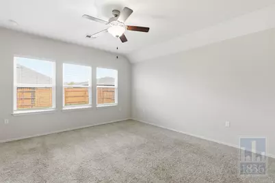 7800 Vista Mejor Drive, Austin, TX 78744 - Photo 11