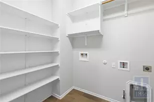 7800 Vista Mejor Dr, Austin, TX 78744 - Photo 17