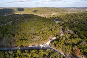 1401 Red Hawk Rd, Wimberley, TX 78676 - Photo 3