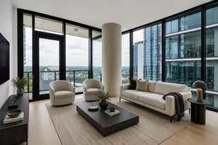 610 Davis St, Austin, TX 78701 - Photo 1