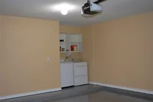 13703 Cambourne Dr, Pflugerville, TX 78660 - Photo 9