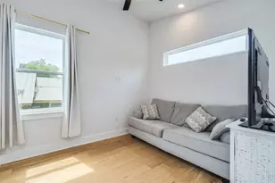 1214 Delano St, Austin, TX 78721 - Photo 17