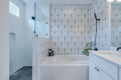 1214 Delano Street #1, Austin, TX 78721 - Photo 15