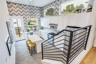 1214 Delano St, Austin, TX 78721 - Photo 5