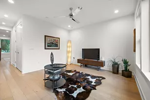 1310 Choquette Dr, Austin, TX 78757 - Photo 19