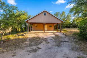 3204 Tabletop Mountain Dr, Spicewood, TX 78669 - Photo 9