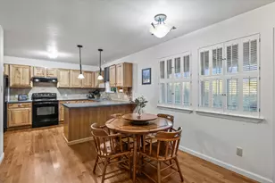 3204 Tabletop Mountain Dr, Spicewood, TX 78669 - Photo 11