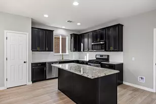 218 Lyre Leaf Dr, Buda, TX 78610 - Photo 11