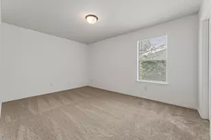 2405 E 9th St, Austin, TX 78702 - Photo 27