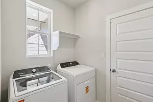 148 Two Bits Ln, Elgin, TX 78621 - Photo 23