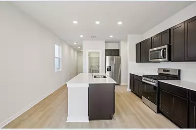 148 Two Bits Lane, Elgin, TX 78621 - Photo 5