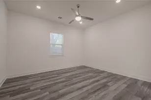 6325 Ponca St, Austin, TX 78741 - Photo 11