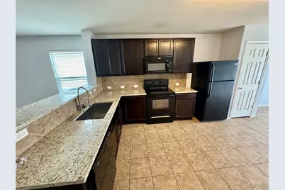 5816 Knoll Pines Pass Drive, Austin, TX 78724 - Photo 7