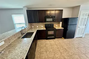 5816 Knoll Pines Pass Dr, Austin, TX 78724 - Photo 7