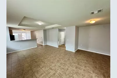 5816 Knoll Pines Pass Drive, Austin, TX 78724 - Photo 5