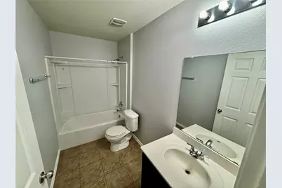 5816 Knoll Pines Pass Drive, Austin, TX 78724 - Photo 17