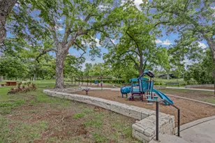 1128 Walton Ln, Austin, TX 78721 - Photo 25