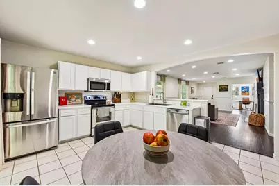 170 Kates Cove, Buda, TX 78610 - Photo 5