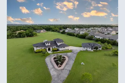 124 Park Place Drive, Georgetown, TX 78628 - Photo 7