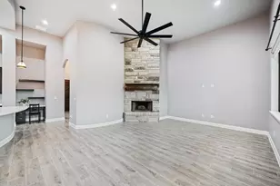 124 Park Pl Dr, Georgetown, TX 78628 - Photo 9