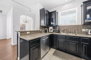 1817 Carlson Dr, Austin, TX 78741 - Photo 5