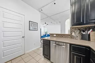 1817 Carlson Dr, Austin, TX 78741 - Photo 7