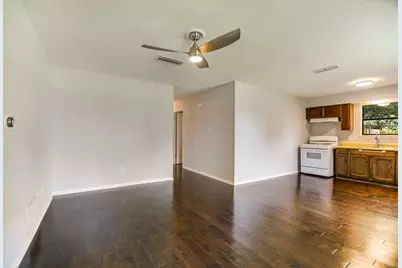 1405 Adams Street, Taylor, TX 76574 - Photo 5