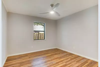 1405 Adams Street, Taylor, TX 76574 - Photo 11